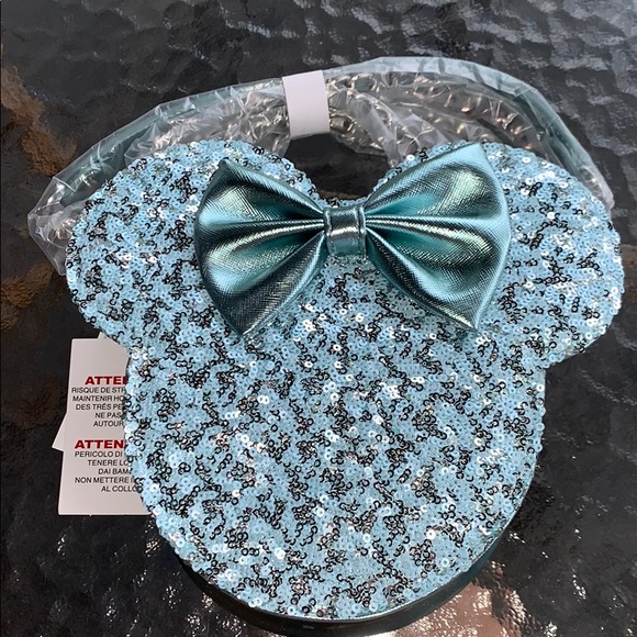 Arendelle Crossbody - Picture 4 of 6